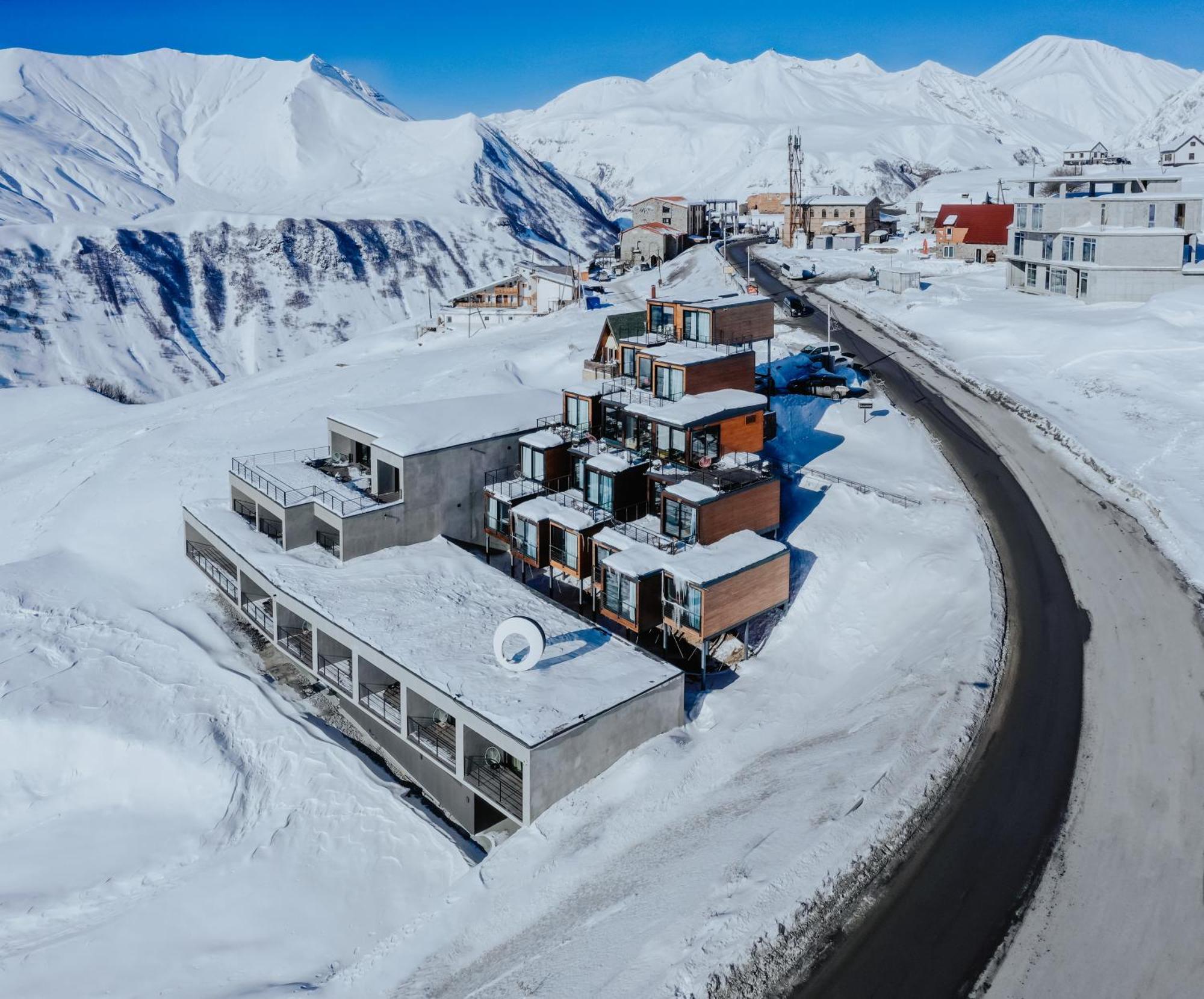 Quadrum Hotel Gudauri Exterior photo